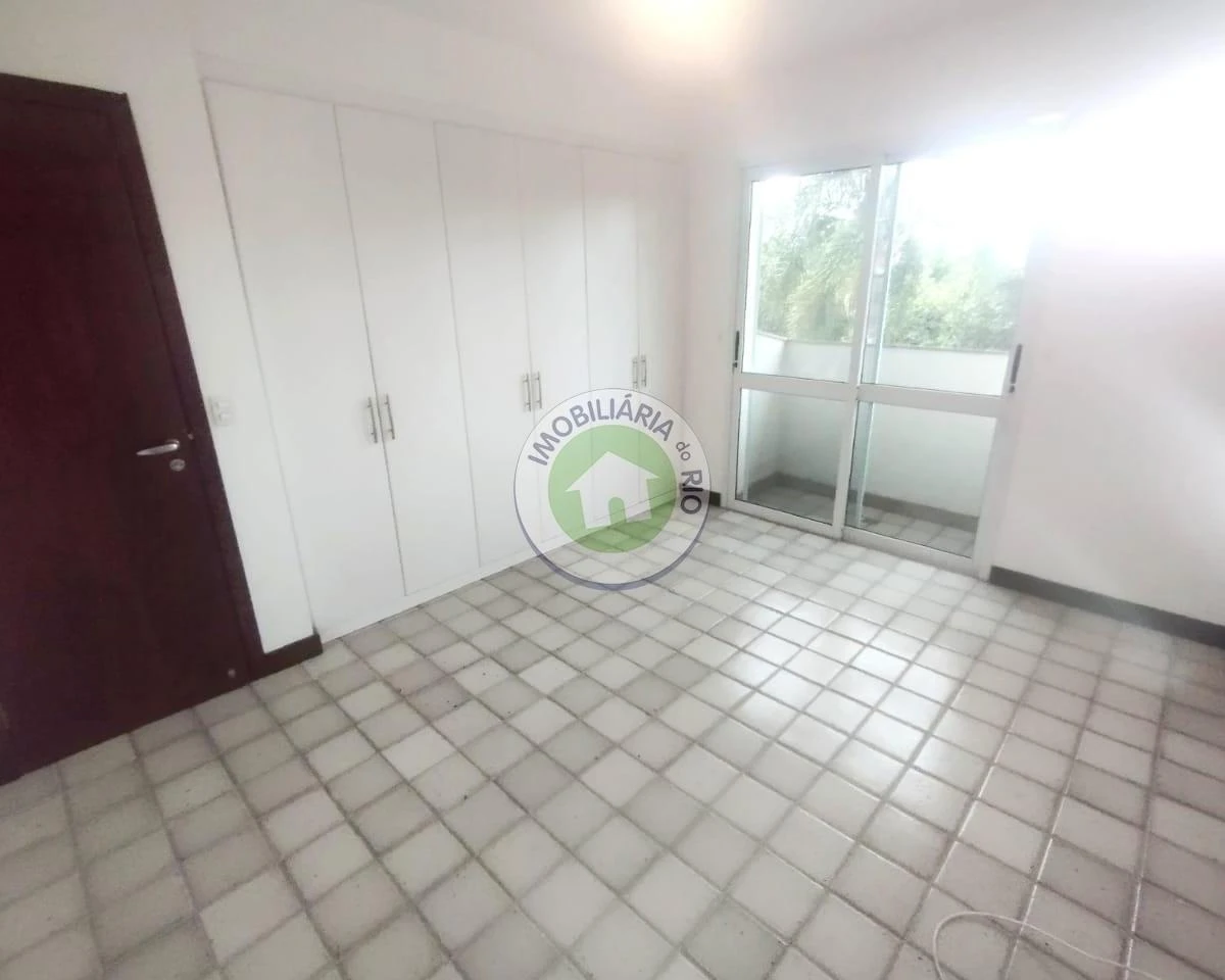 Duplex house 434 m² with 4 bedrooms and 6 bathrooms