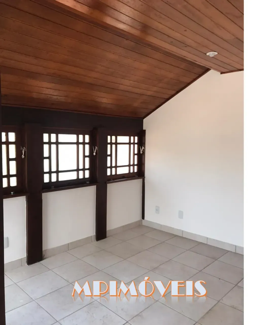 Unfurnished house with 3 bedrooms and 4 bathrooms — photo 13