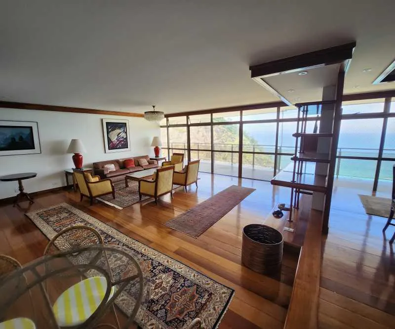 Apartment, 270 m², with a water view — photo 23