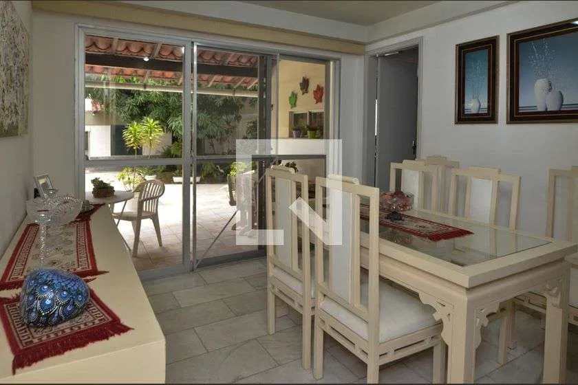 House for rent with 7 bedrooms and open-plan kitchen — photo 24