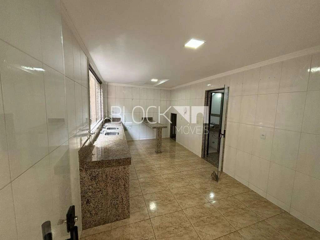 Condominium house with open-air pool and 3 suites — photo 10