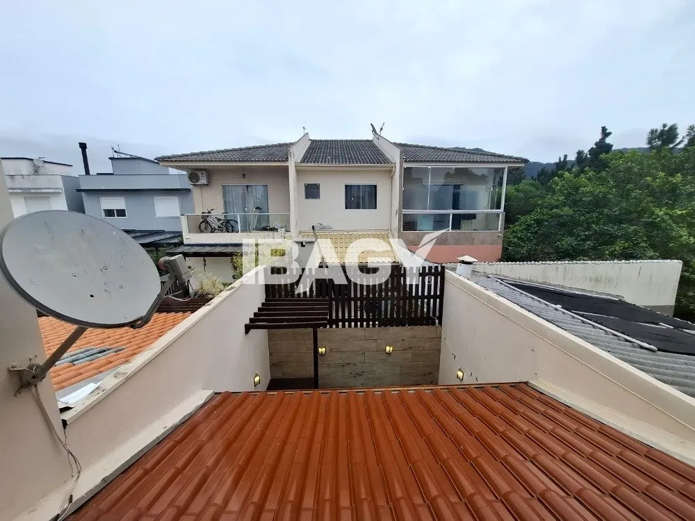 Дом с 2 спальнями с ванными и 121 м², 2 парковки — photo 3
