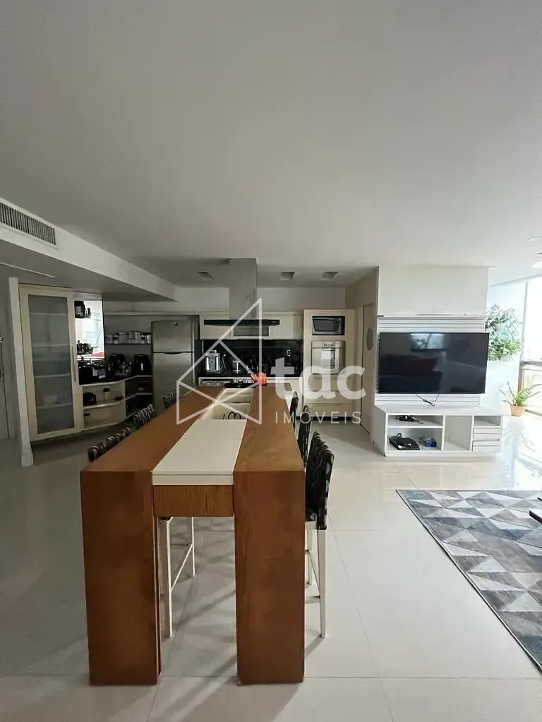 Furnished apartment with 2 en-suite bedrooms — photo 6