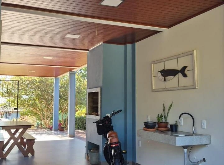 356 m² house with 4 bedrooms, 2 suites and balcony grill — photo 7