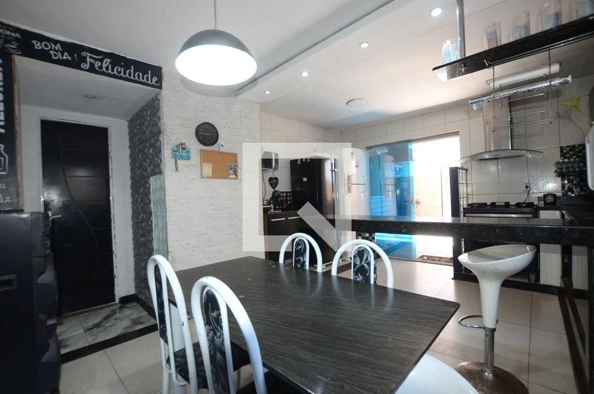 Furnished apartment, 260 m², with a grill on the balcony — photo 46