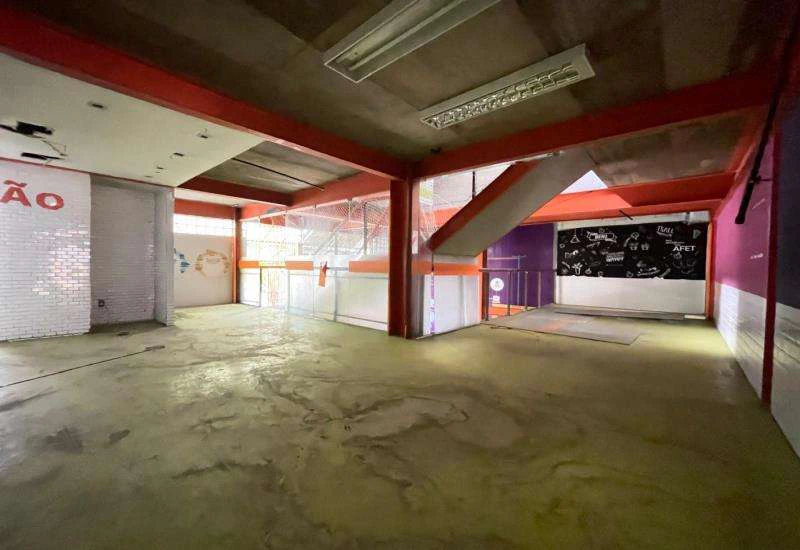 Casa sem mobília de 873 m² com 1 quarto e 1 banheiro — photo 29
