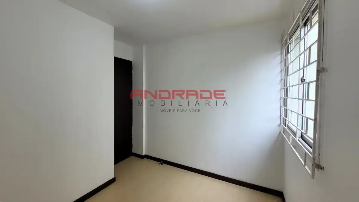 3-bedroom apartment with a separate closed-off kitchen — photo 30