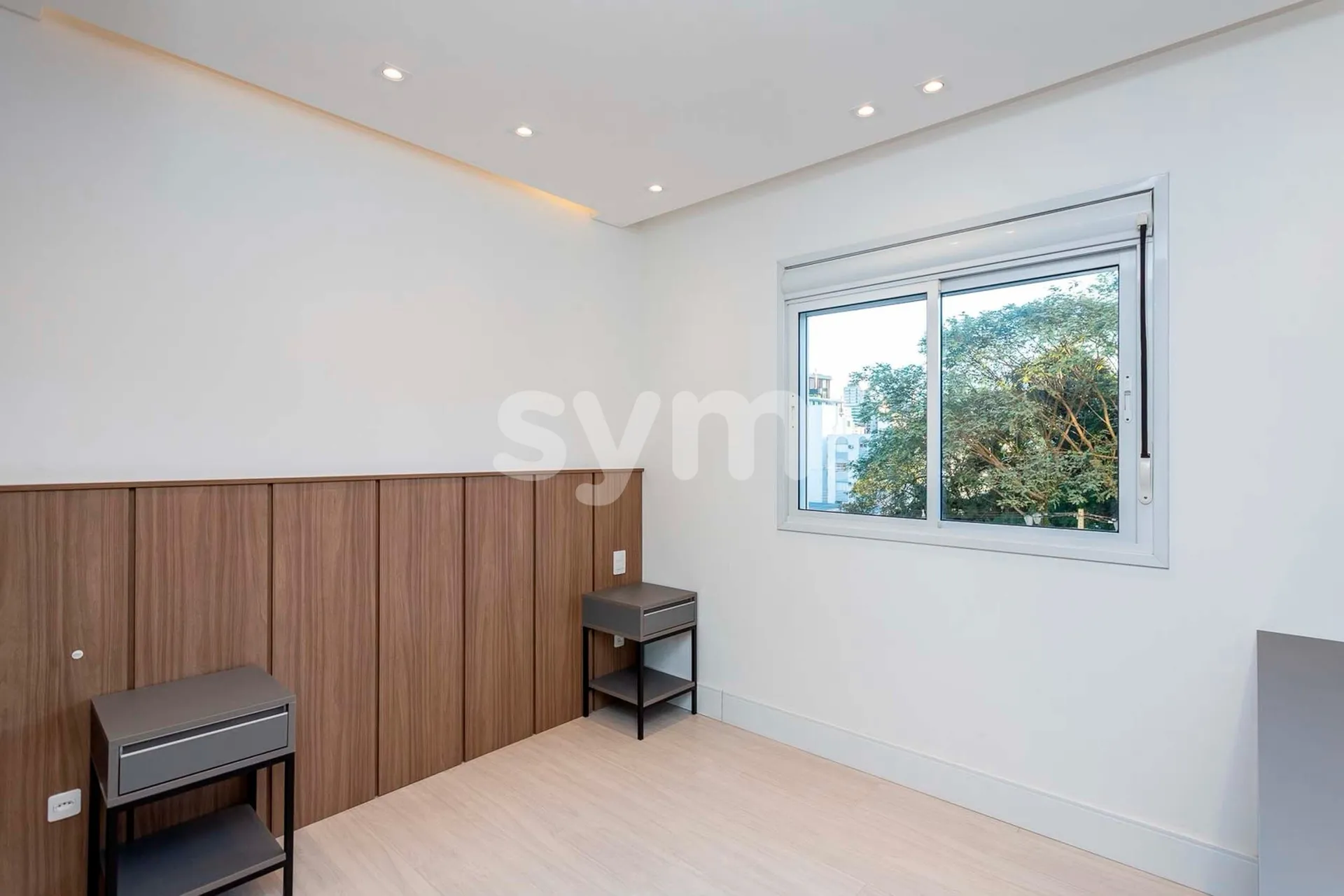 256 m² apartment with 3 en-suite bedrooms and enclosed balcony — photo 20