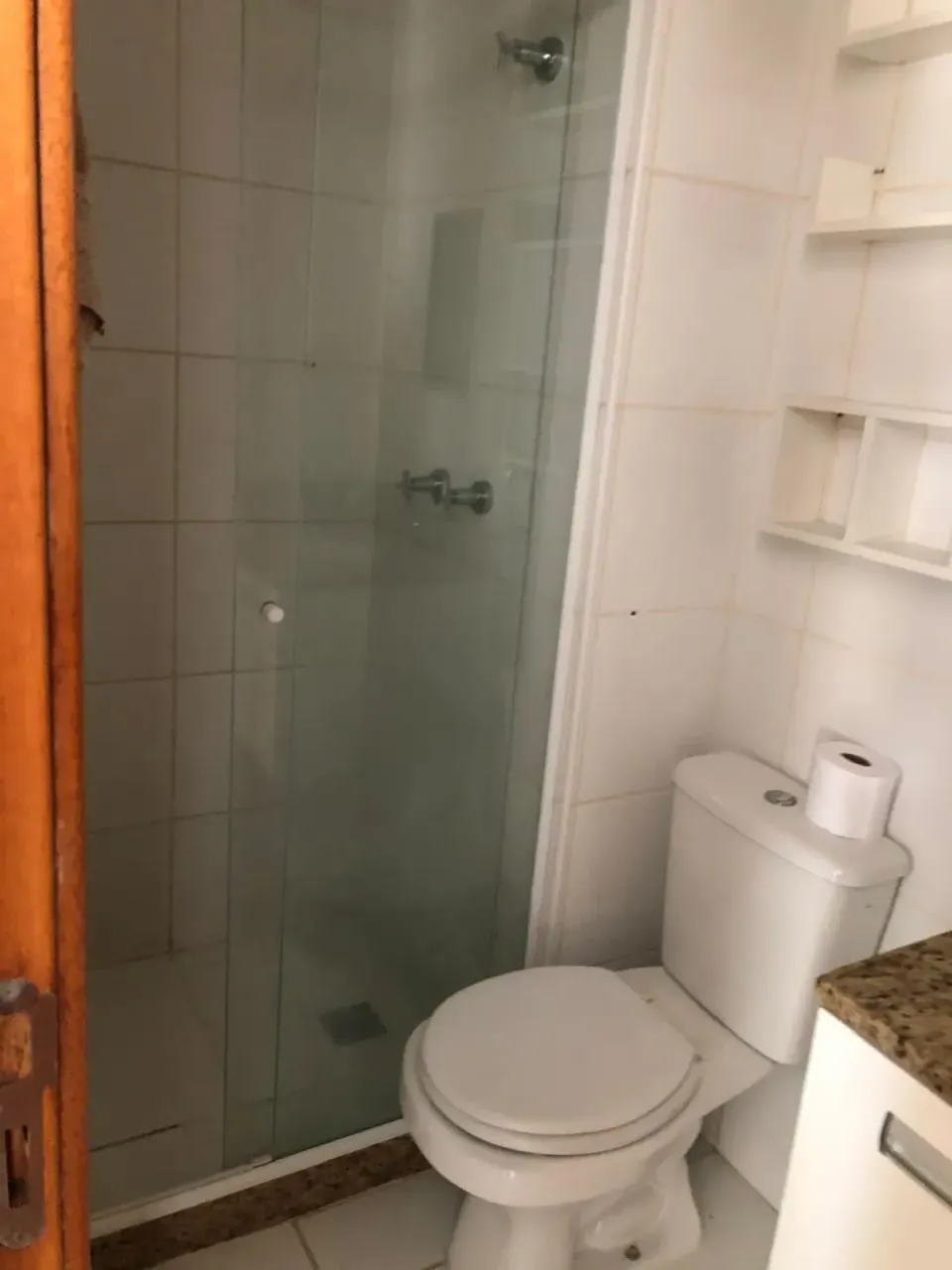 75 m² rental apartment with 2 bedrooms and glass balcony — photo 2