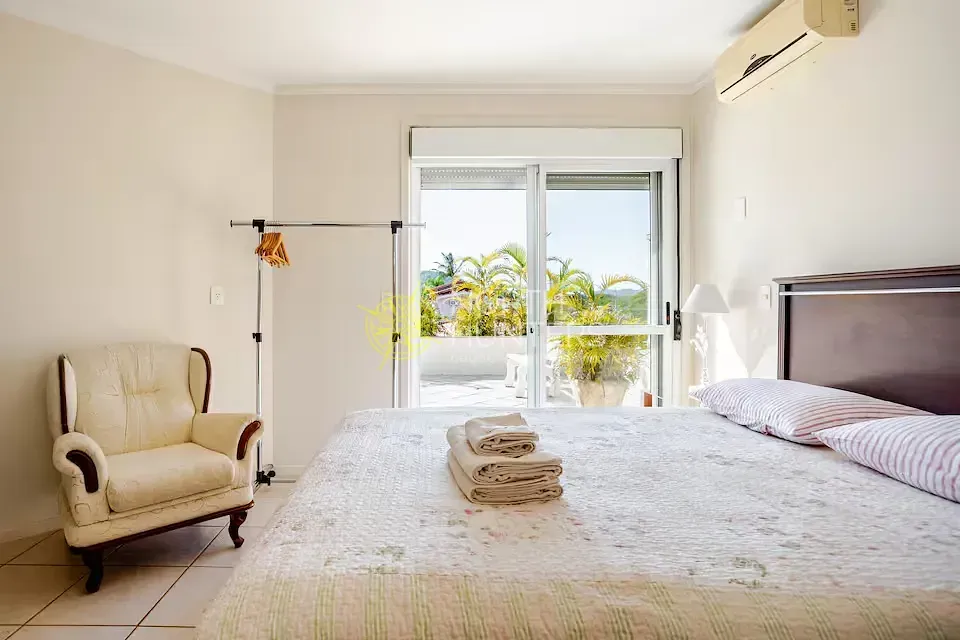 Casa amueblada con 3 dormitorios y 2 suites, 400 m² — photo 6