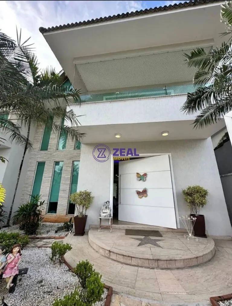 House with enclosed balcony and built-in grill — photo 14