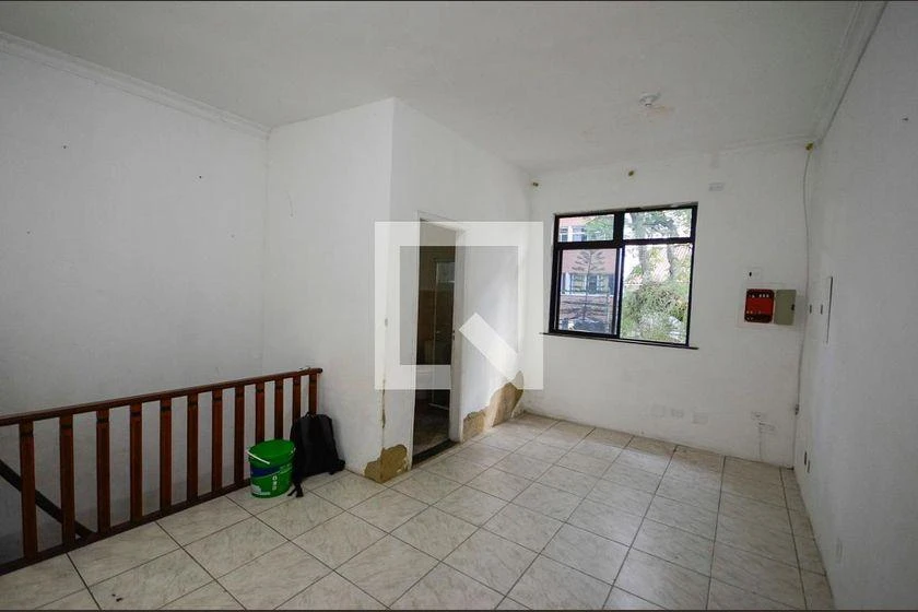 Rental house with 8 bedrooms and 8 bathrooms — photo 41