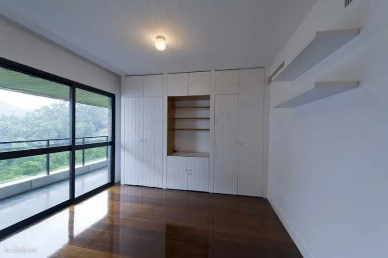 Residential apartment with 4 bedrooms and 5 bathrooms — photo 4