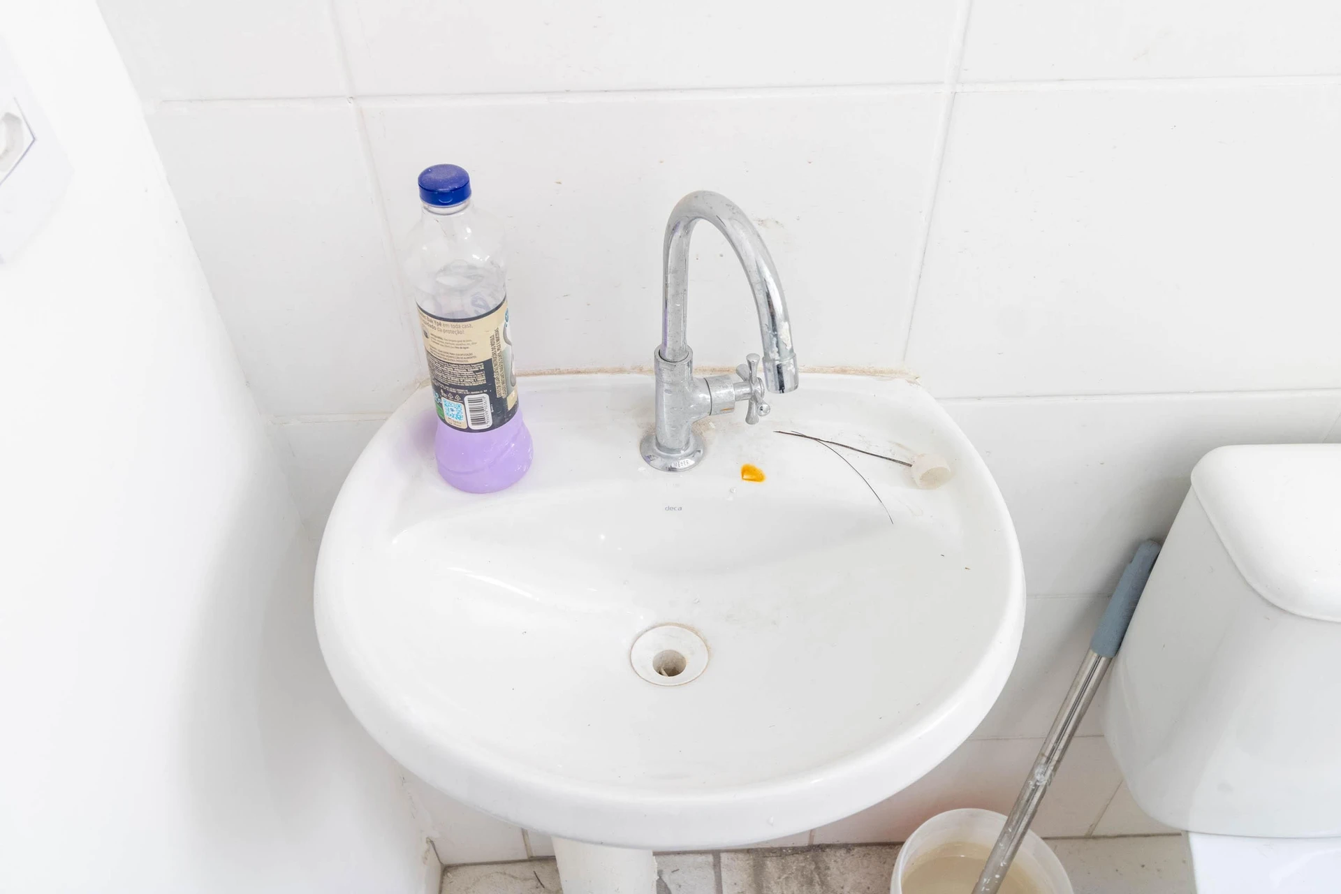 2-bedroom apartment with 1 bathroom and no parking — photo 31