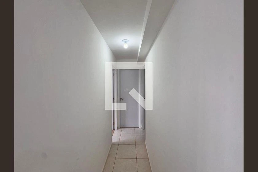 2-bedroom apartment in a building with a gym — photo 5