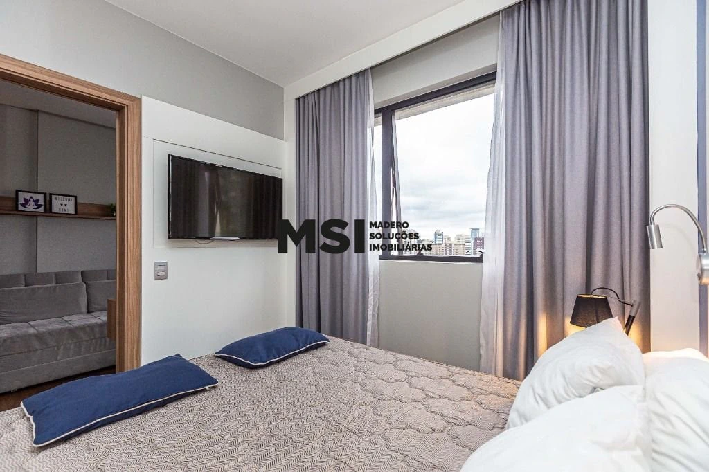 One-bedroom apartment with a washing machine — photo 10