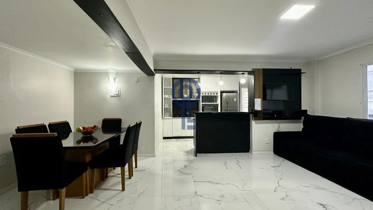 Apartamento mobiliado de 2 dormitórios com suíte e 1 vaga — photo 10