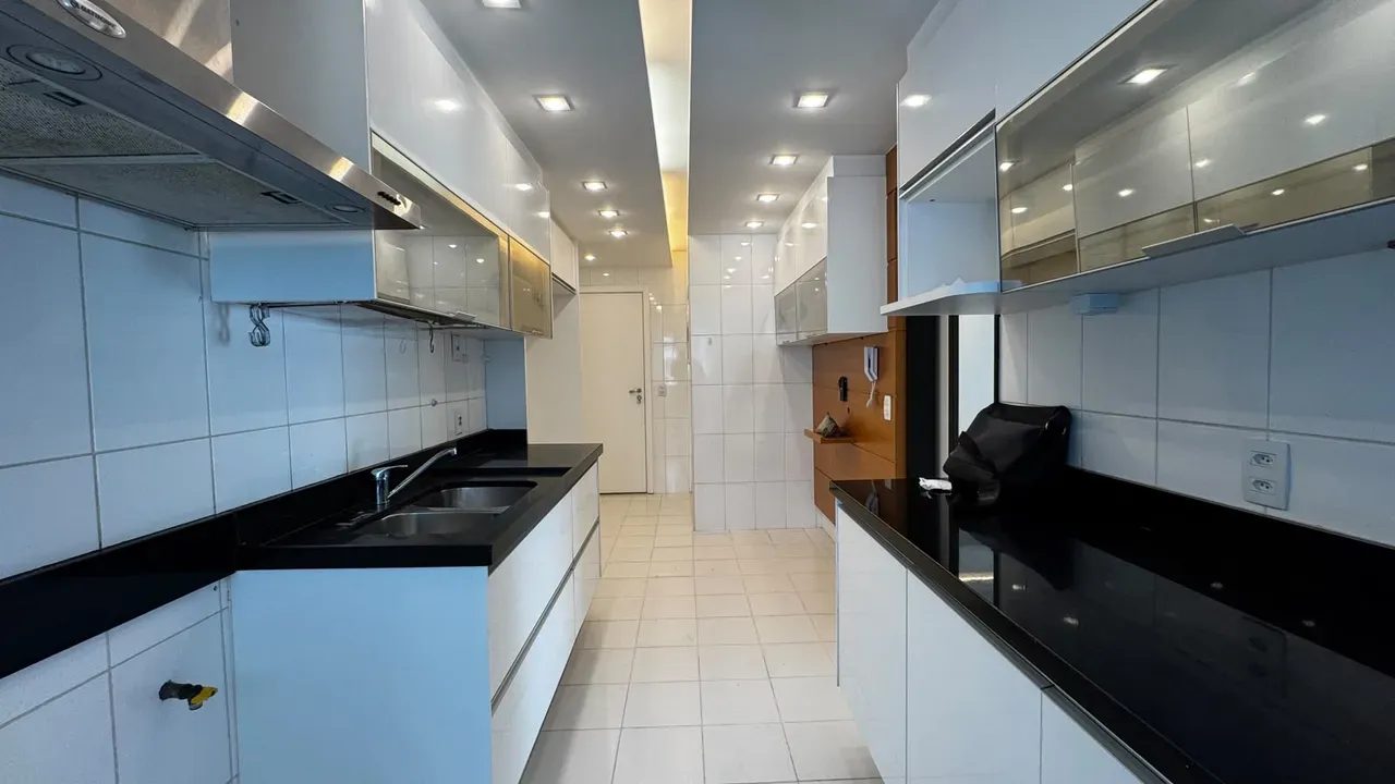 3-bedroom apartment in a building with a sauna — photo 23
