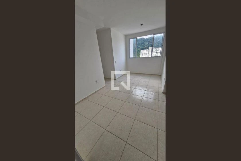 Furnished 2-bedroom apartment with open-plan kitchen — photo 12