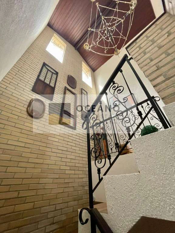 Furnished 578 m² house with a gas stove and 2 parking — photo 29