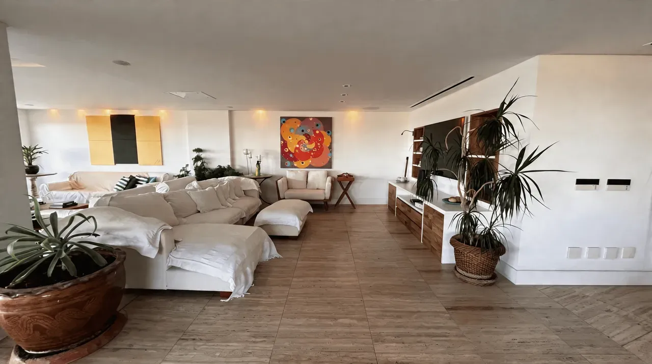Apartment with 4 bedrooms and 5 bathrooms, 686 m² — photo 22