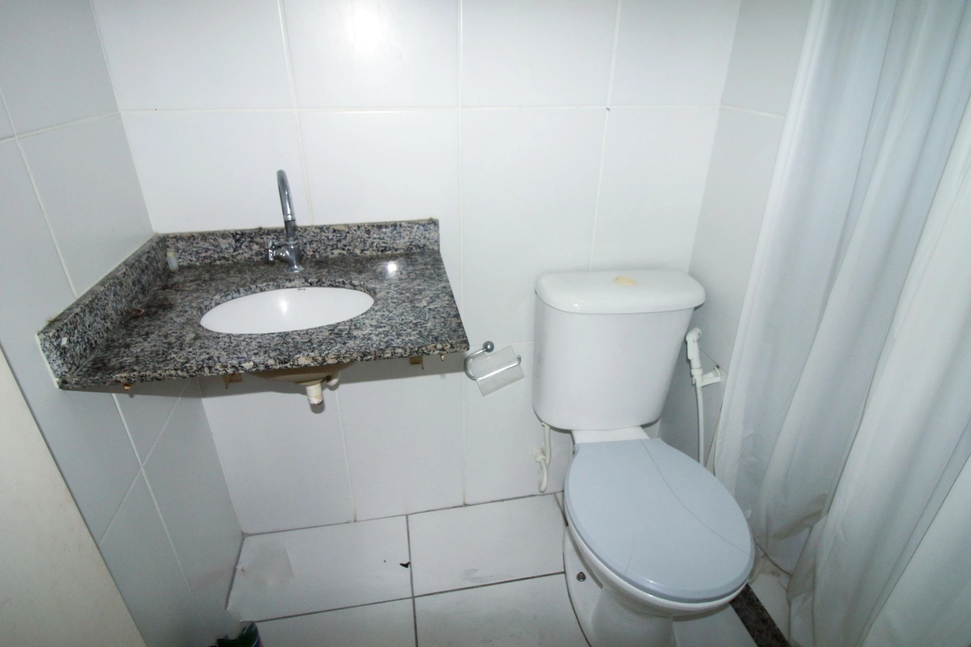 Rental apartment with 2 bedrooms and a balcony — photo 20