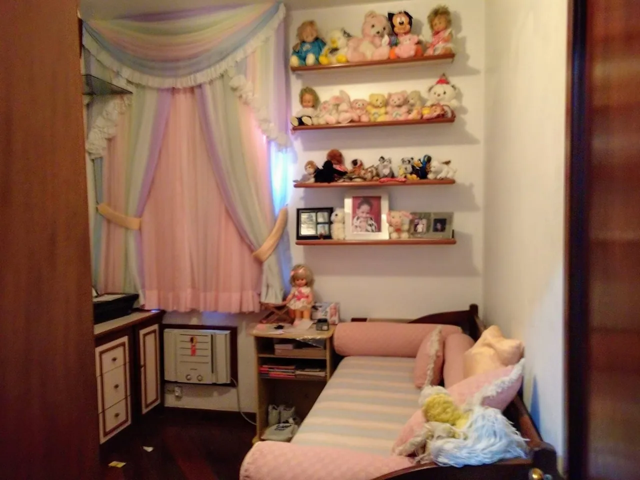 2-bedroom apartment in a building with a gym — photo 12
