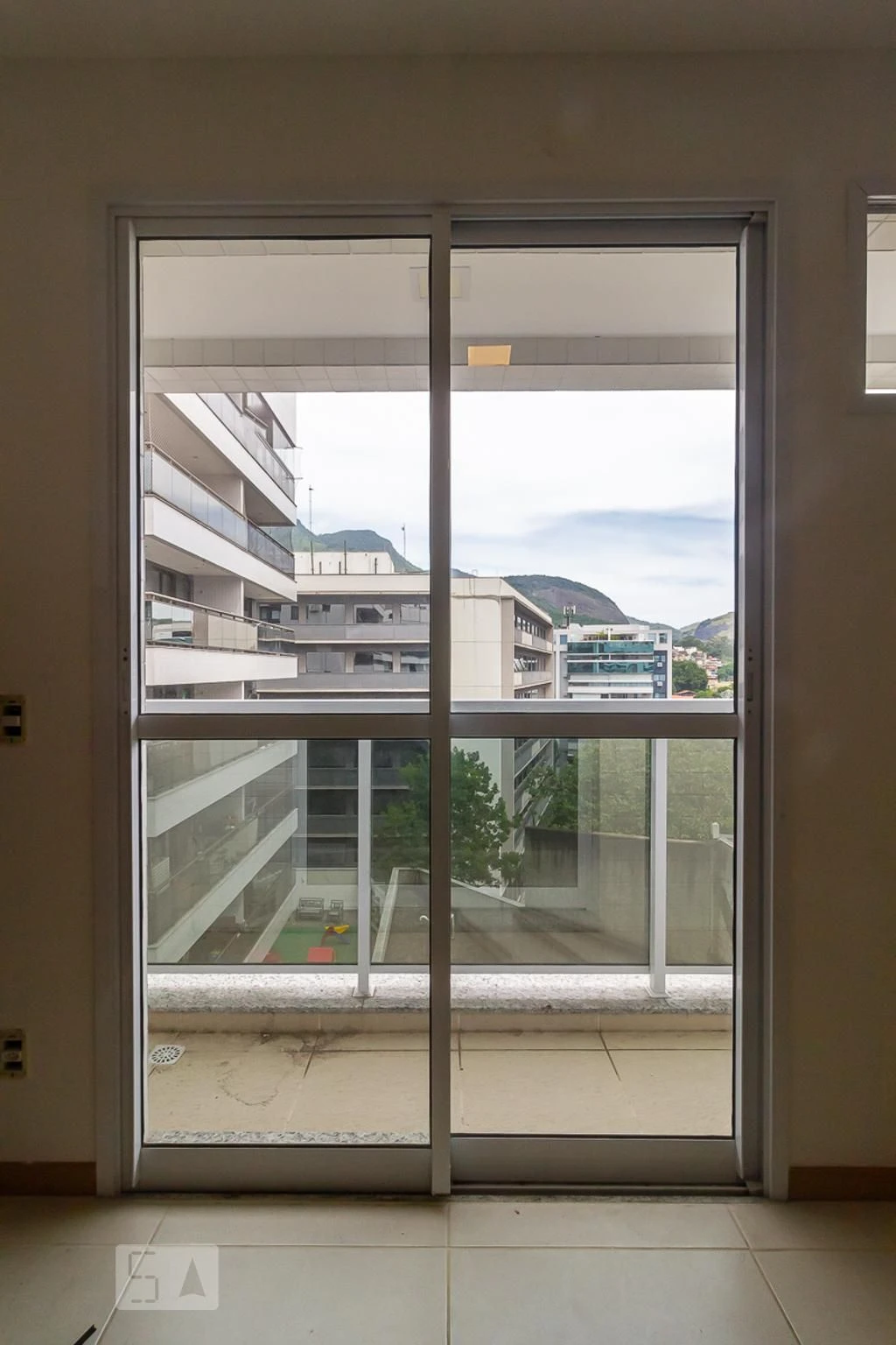Apartamento com vista para as montanhas, Rio de Janeiro — photo 7