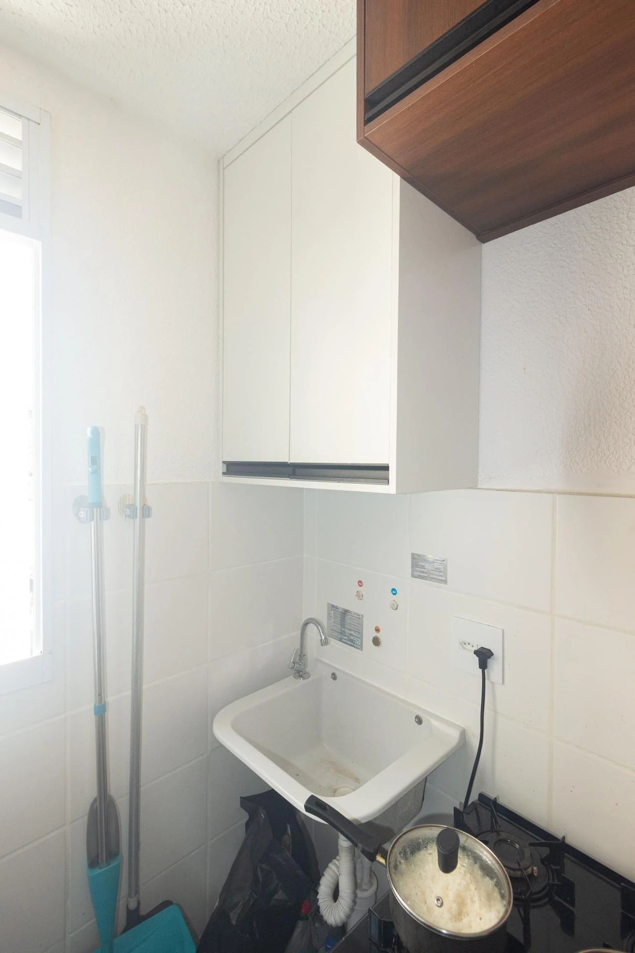 2-bedroom apartment with a washing machine — photo 34