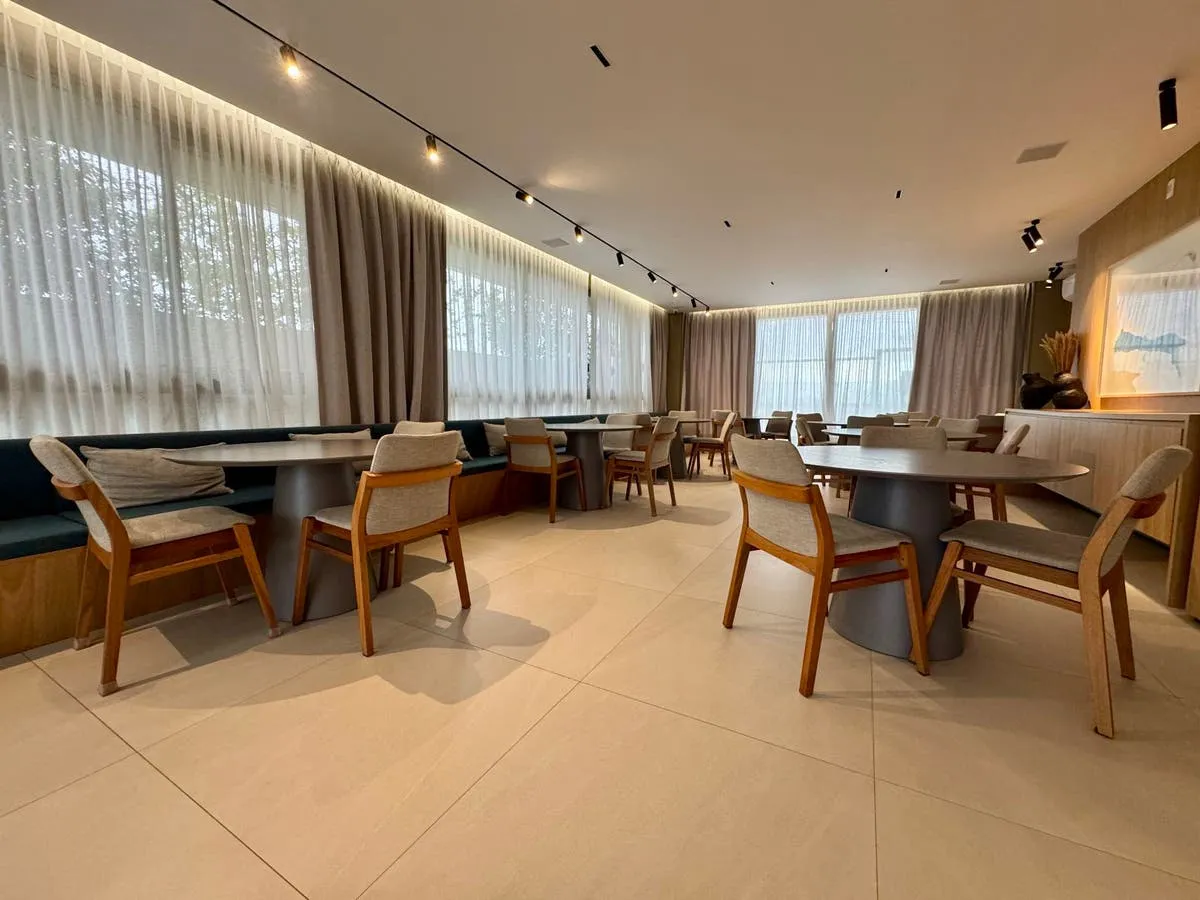 Вид на воду и 3 спальни: квартира 95 м² — photo 35