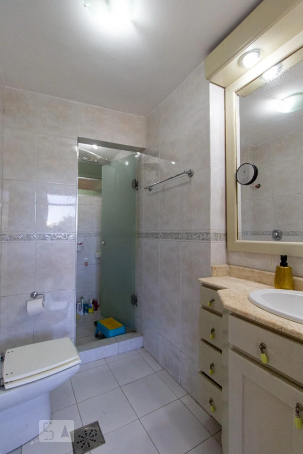 Furnished apartment with 2 bedrooms and 2 bathrooms — photo 27