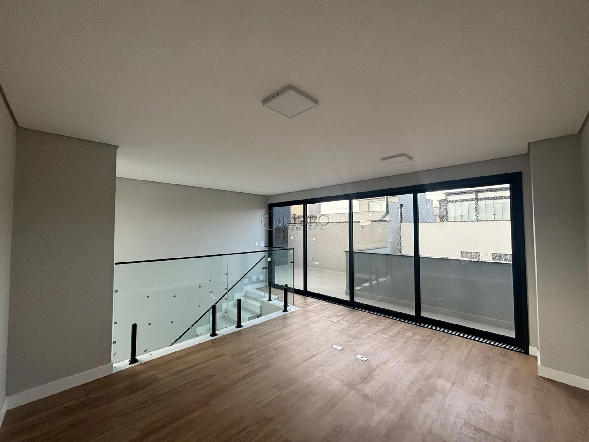 Будинок у кондомініумі з 3 спальнями та 243 м² — photo 33
