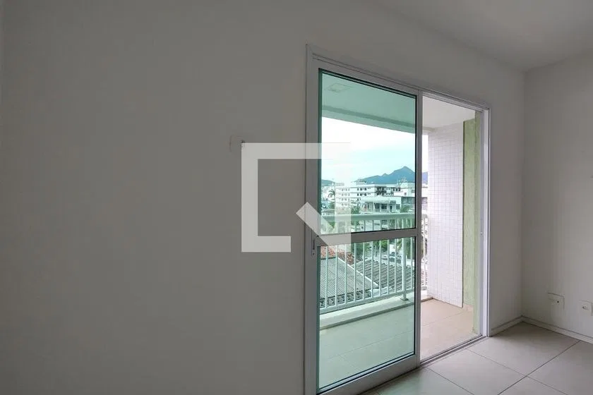 Apartamento de aluguel com 2 quartos e 60 m²