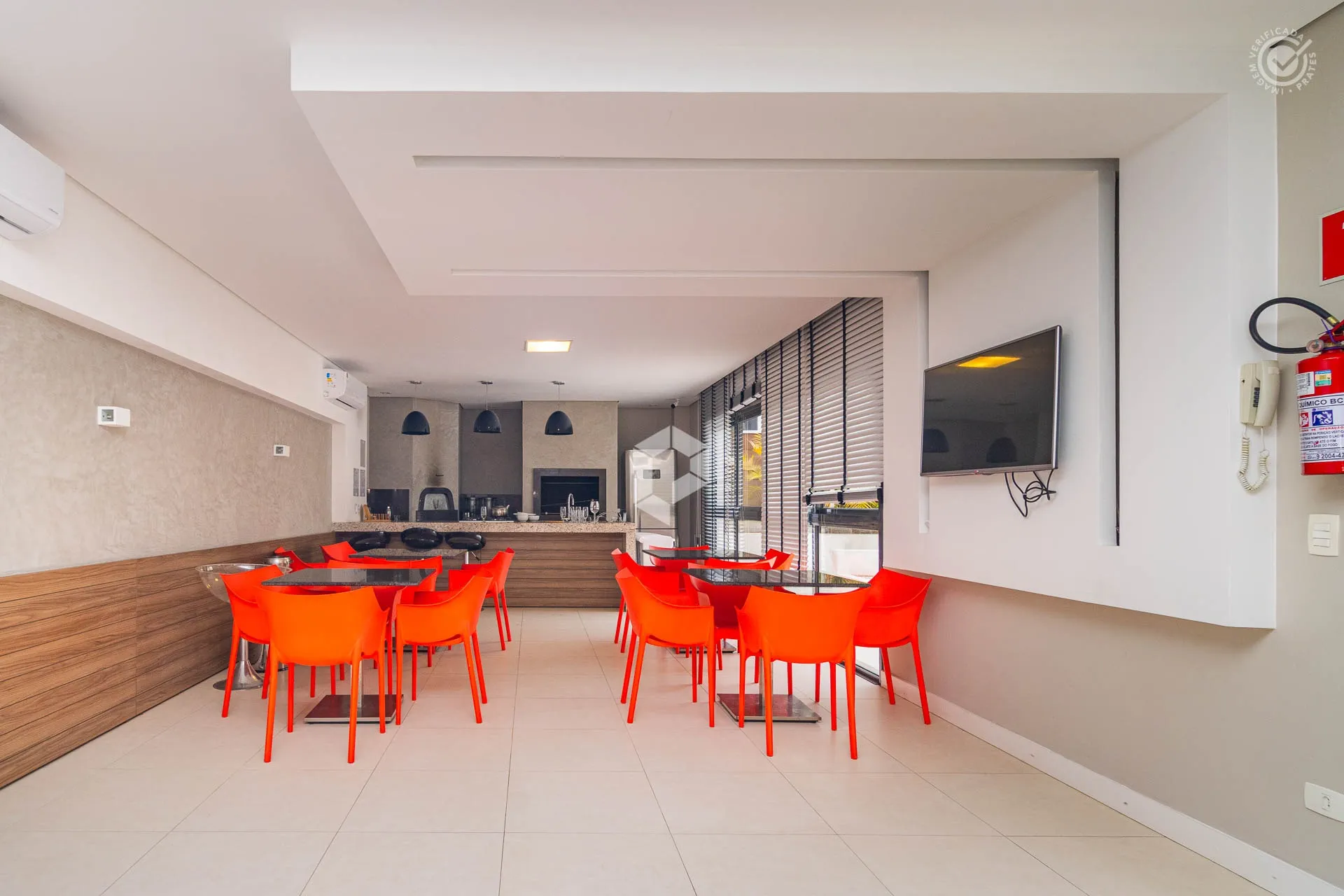 1-bedroom apartment with open-plan kitchen, 39 m² — photo 25