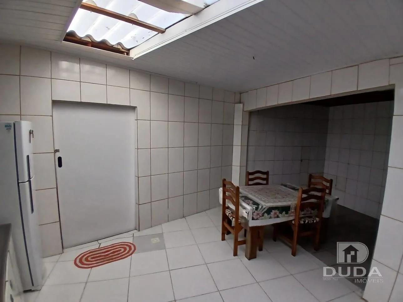 Casa amueblada con cocina cerrada y fogón a gas — photo 22