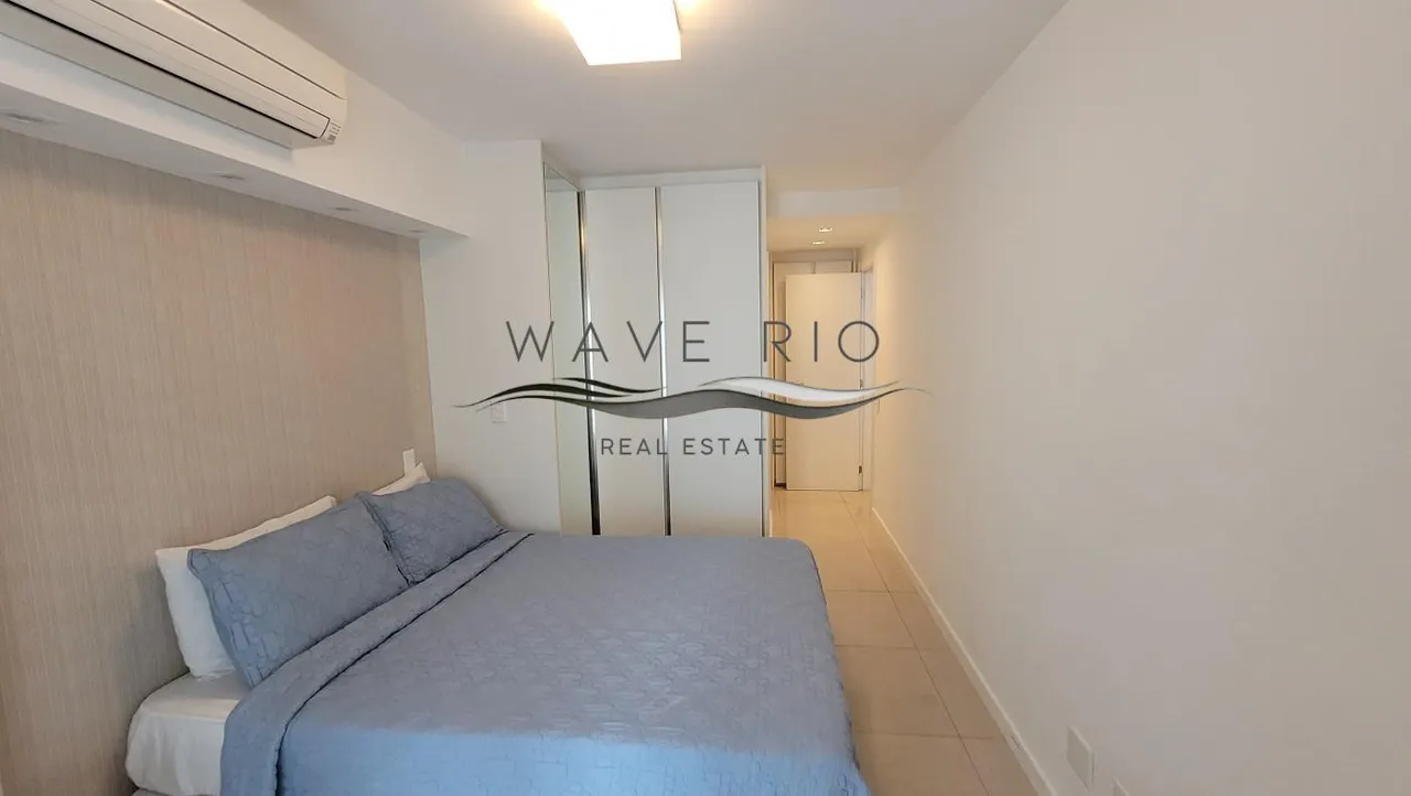Furnished apartment with an open-plan kitchen and 2 bedrooms — photo 3
