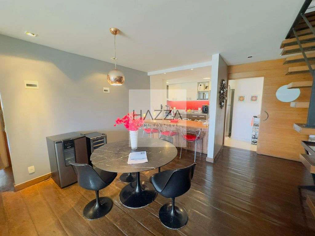 Furnished 313 m² apartment with 3 suites and private balcony — photo 19