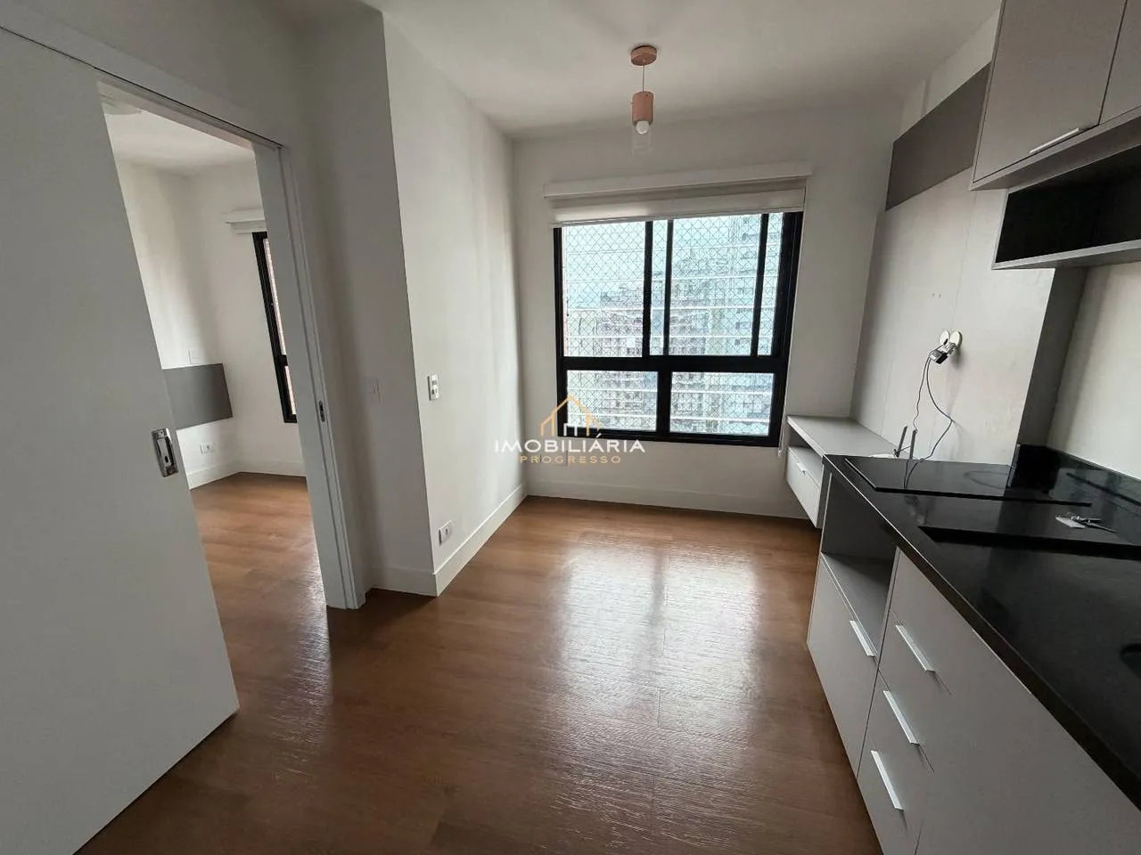 Apartamento de 1 quarto com secadora — photo 4