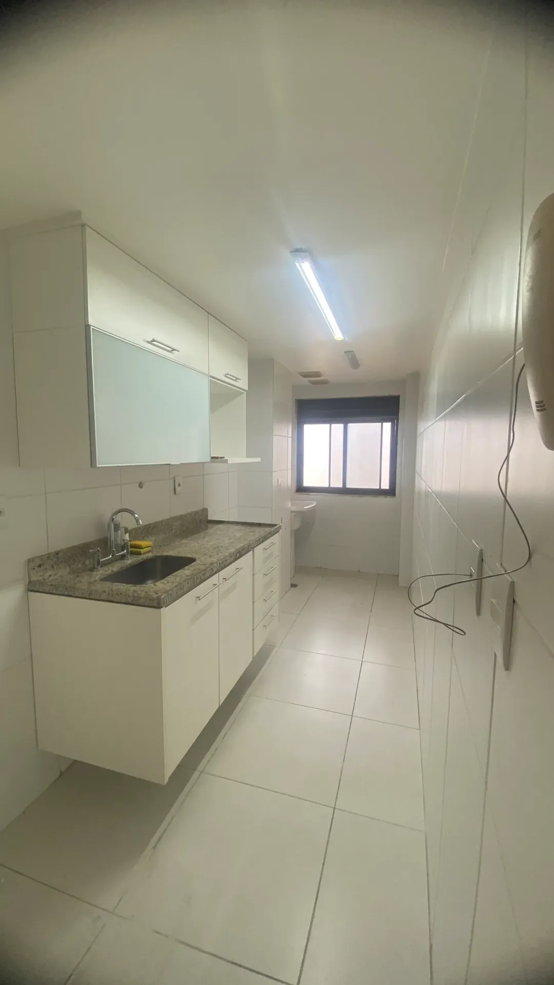 Mountain view in a 4-bedroom apartment, 142 m² — photo 28