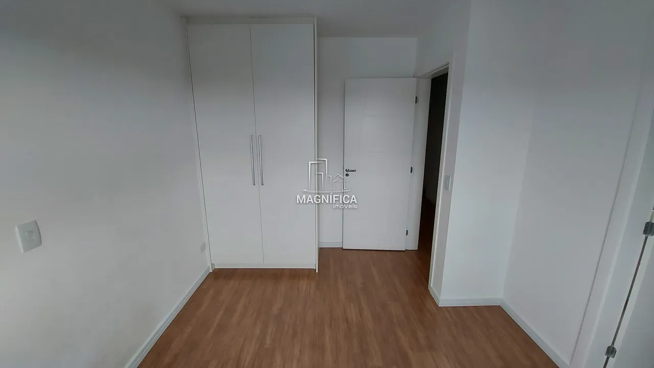 Unfurnished house with 5 bedrooms and 6 bathrooms — photo 16