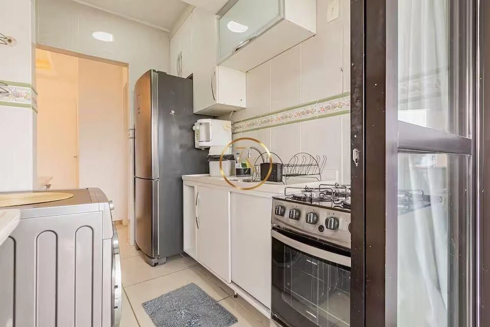 Furnished 1-bedroom apartment with 2 bathrooms and 72 m² — photo 3