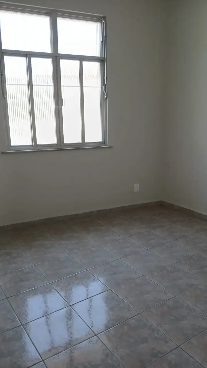 Apartamento sem mobília com 2 quartos e 1 banheiro — photo 3