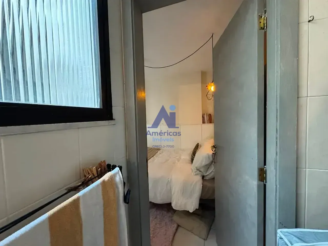 Furnished apartment with open kitchen and gas stove — photo 15
