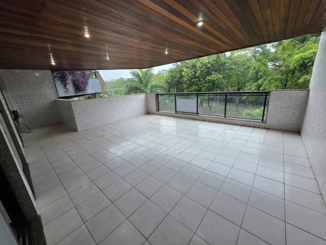 3-bedroom apartment, 1 with its own bathroom, 127 m² — photo 5