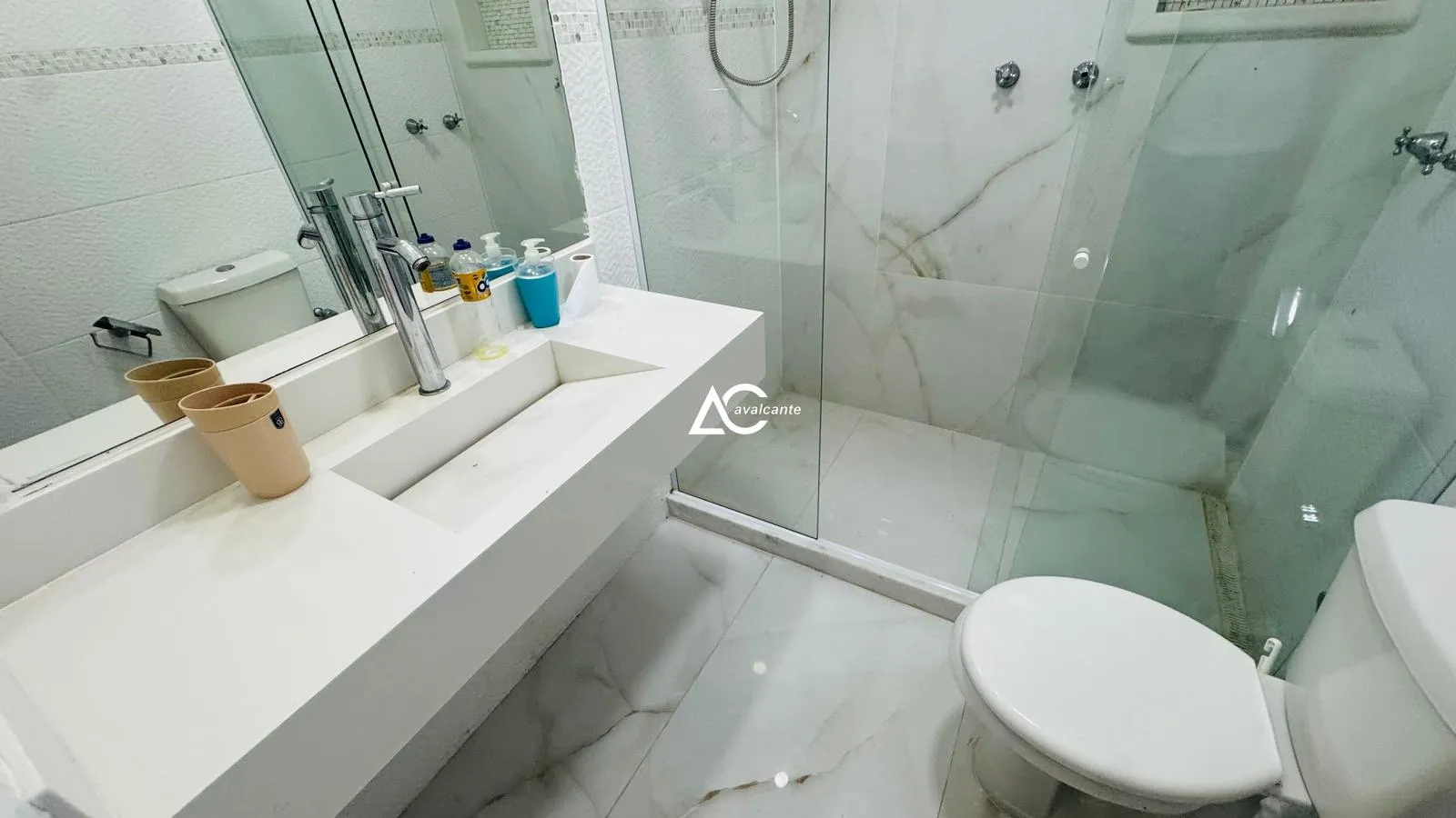 Furnished house with 4 bedrooms and private garden — photo 40