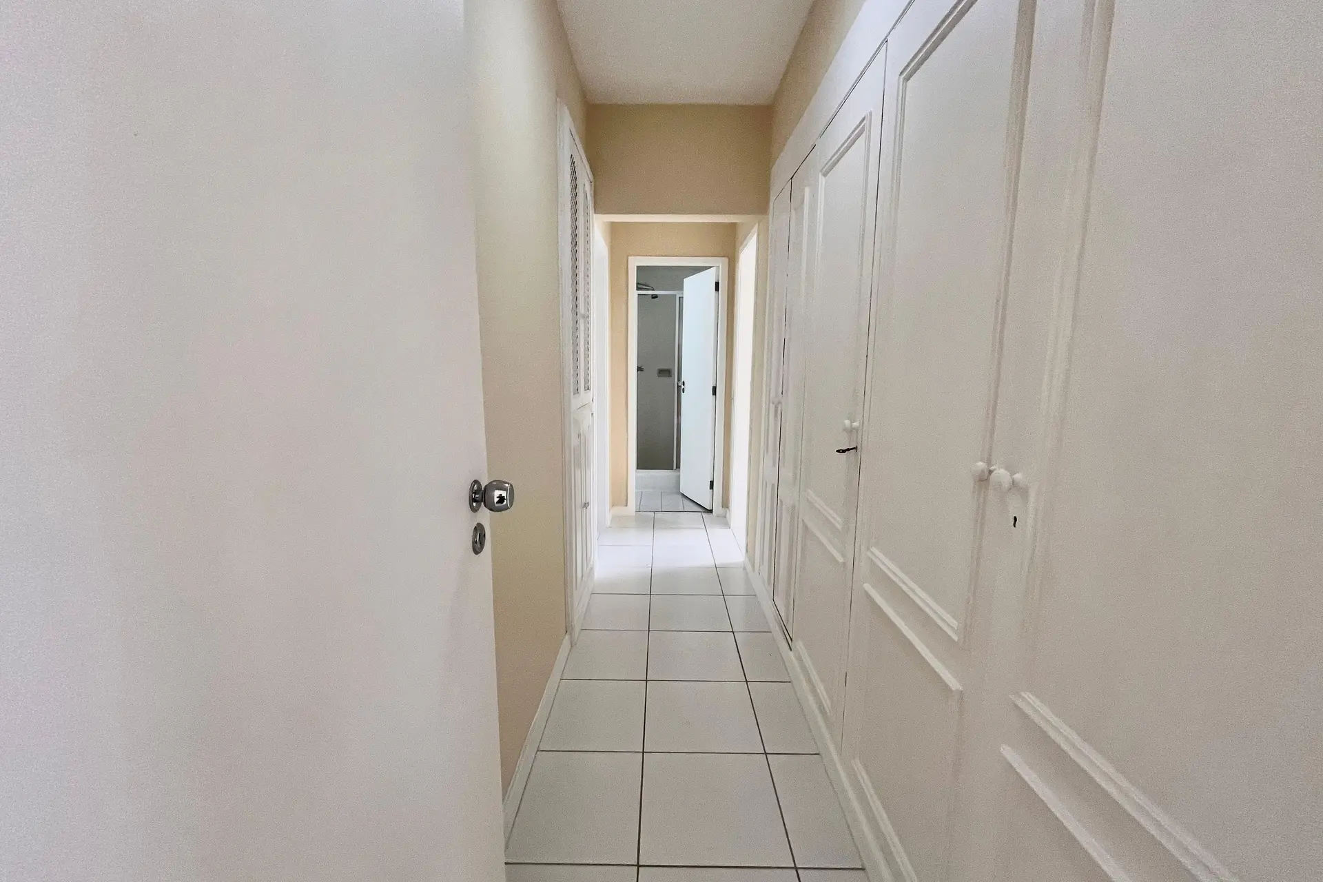 Unfurnished 2-bedroom rental apartment with 2 baths — photo 11
