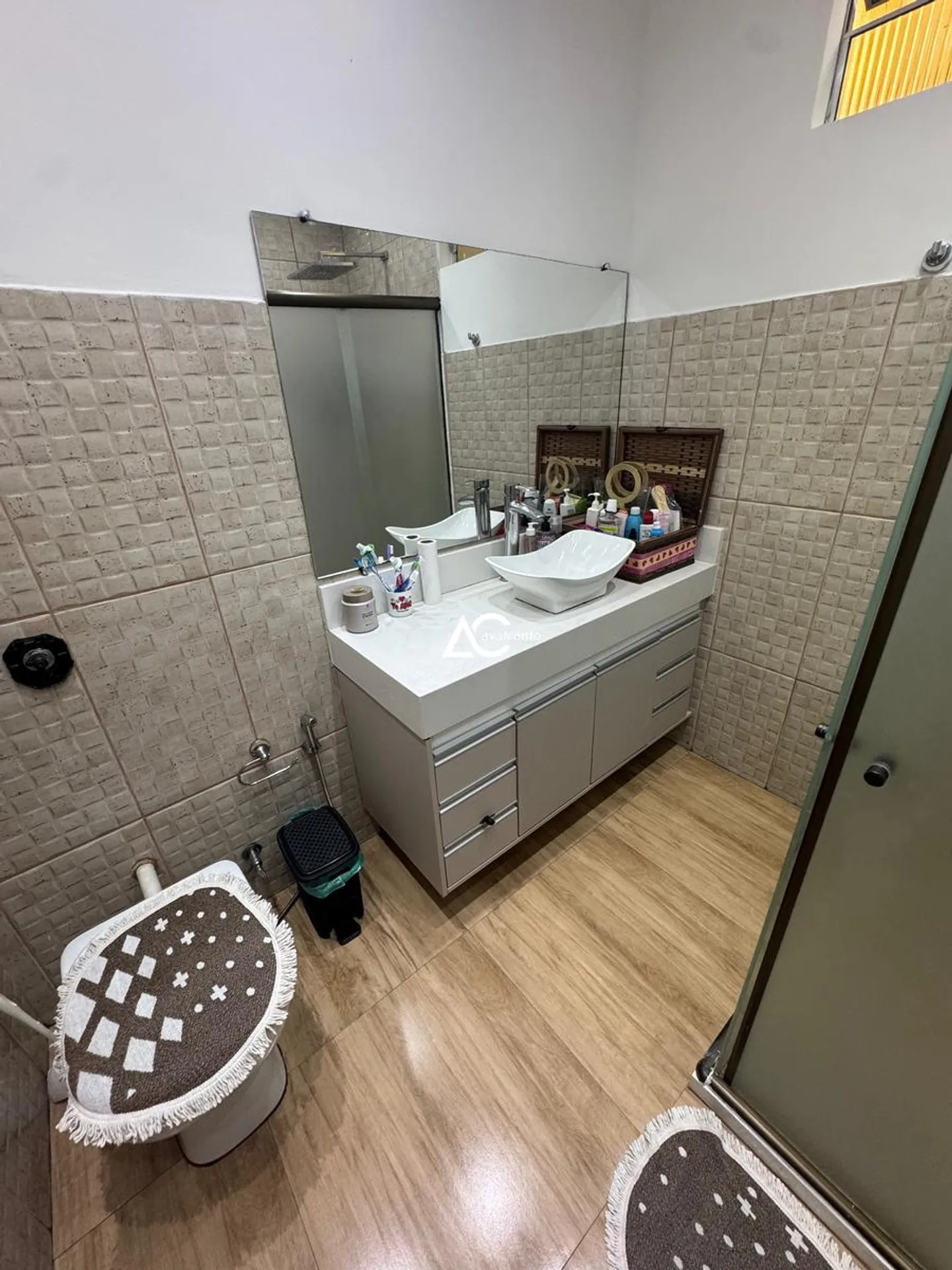 Washing machine in a 3-bedroom house, 360 m² — photo 67