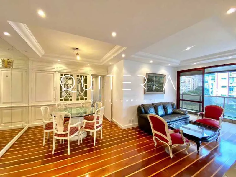 3-bedroom apartment with a glassed-in balcony — photo 4
