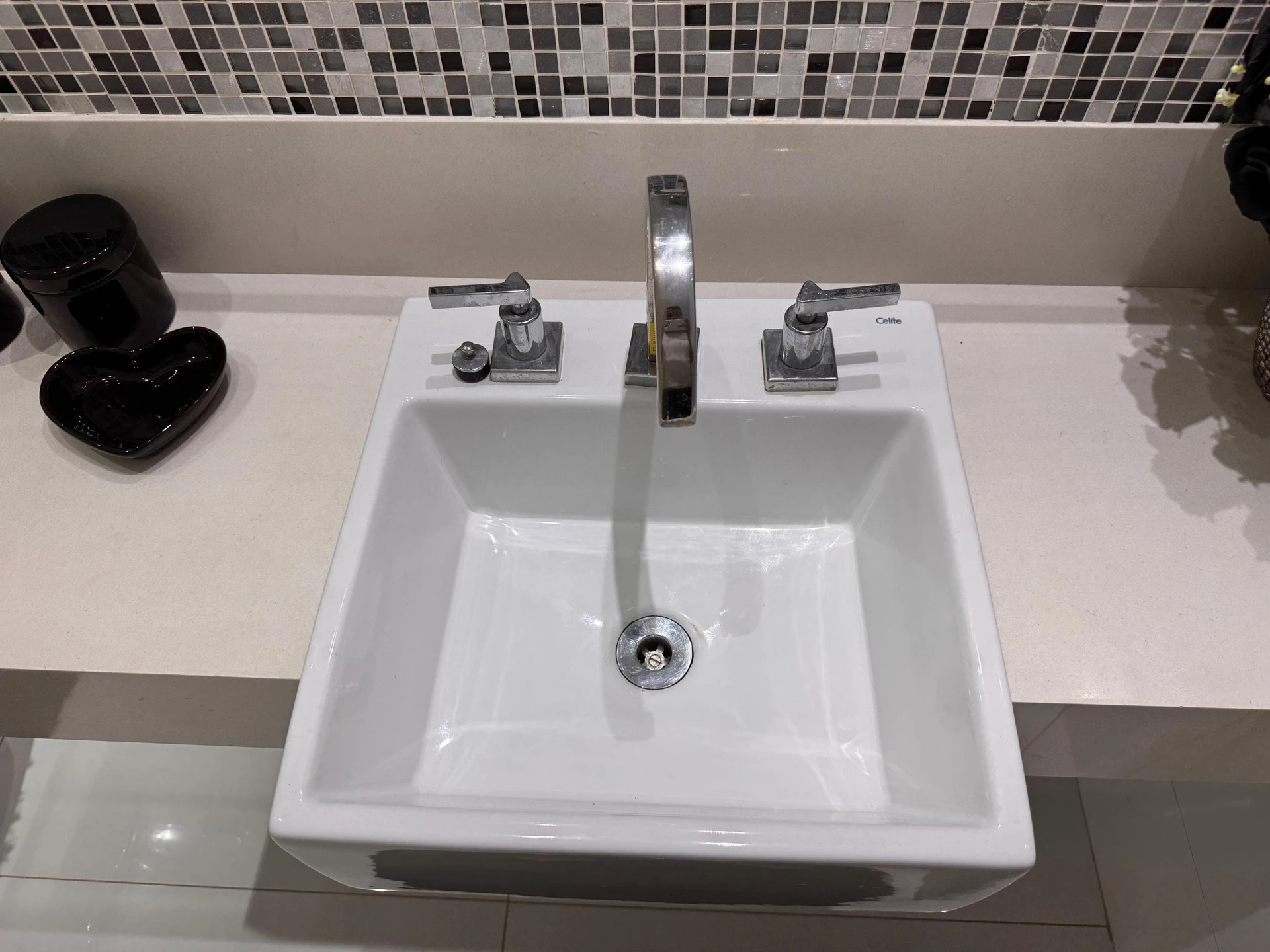 Casa mobiliada de 6 quartos com jacuzzi — photo 23