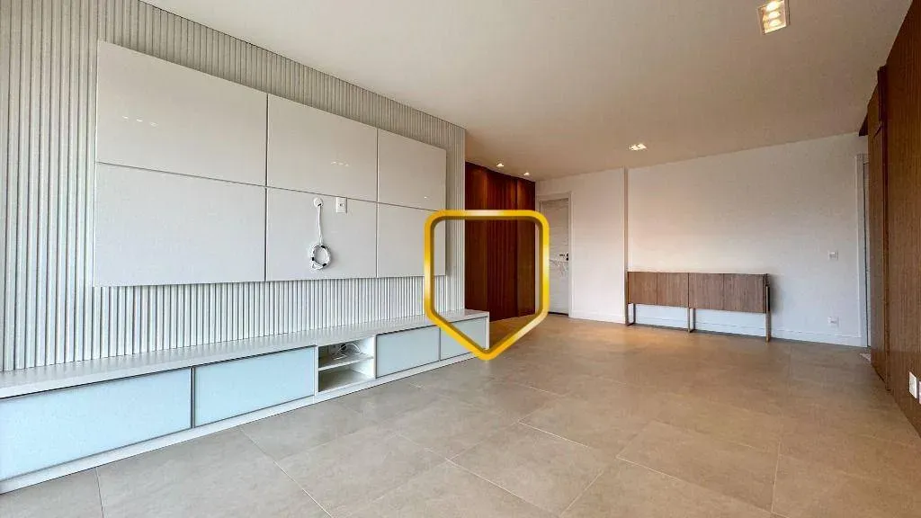 4-bedroom apartment with 156 m² and 2 en-suite baths — photo 15